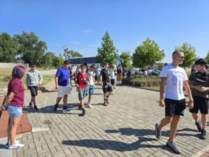 546296871 1211115784157101 4096146751758325800 n