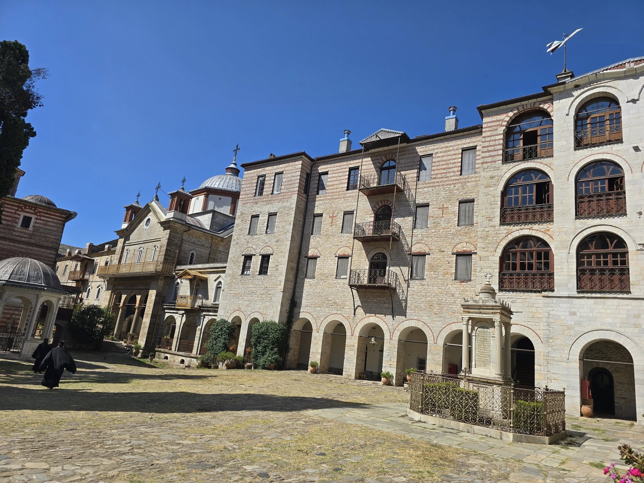 536285545 1200381848563828 2062069760965105033 n