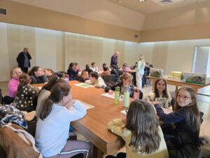 559947265 1237591568176189 4612673975469132456 n