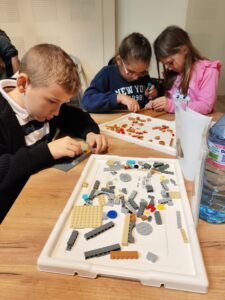 563462837 122186078654510498 5190842652985448640 n