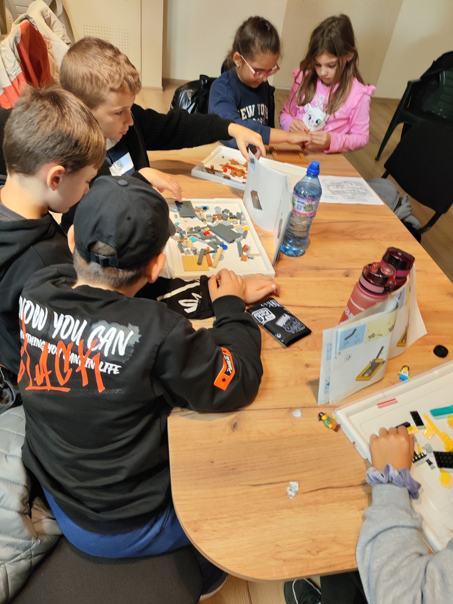 564054696 122186078852510498 5764434154346778948 n