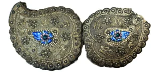 пафти бродерия върху плат с медна нишка, бисери