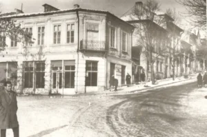 Къщата на Комитовски ъгъла на бул.България и ул.Отец Паисий